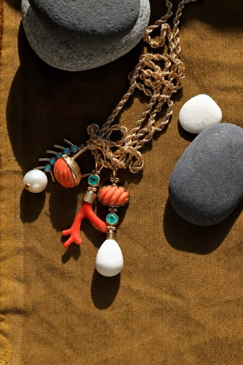 Ripple Emerald Pendant with XL Coral Branch