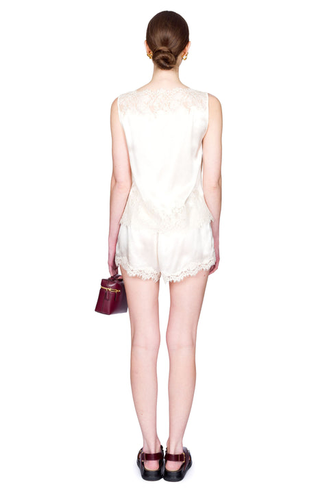 Iona Short